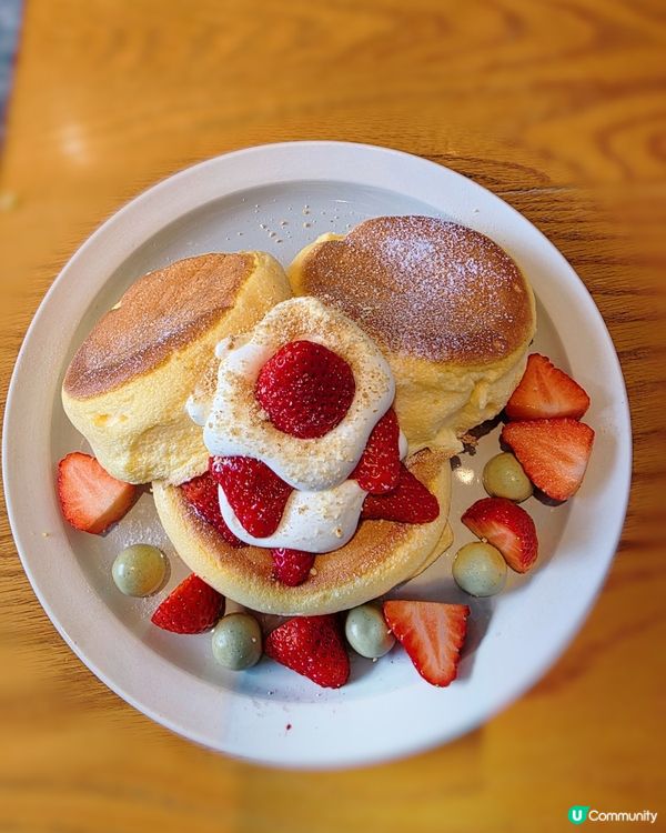 🍓士多啤梨開心果奶凍梳乎厘班戟😍打卡一流