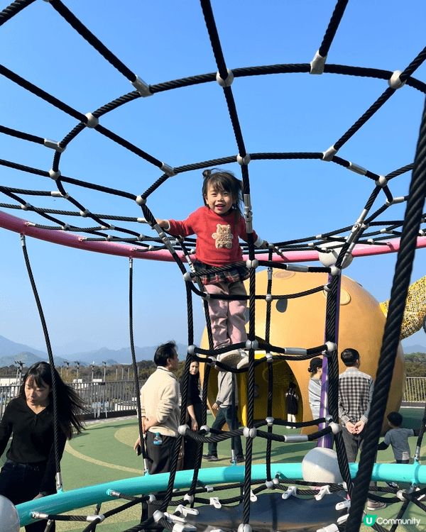 香港其實有好多親子活動地方，例如商場充氣彈床、冒險樂園賽車場...