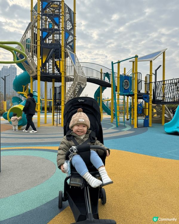 小朋友去新開既將軍澳南公園玩，超開心，適合唔同年紀既bb 