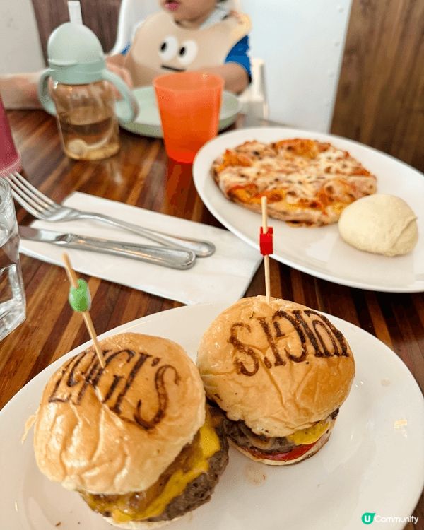 親子友善！八歲或以下小朋友提供免費食物，只要大人order一...