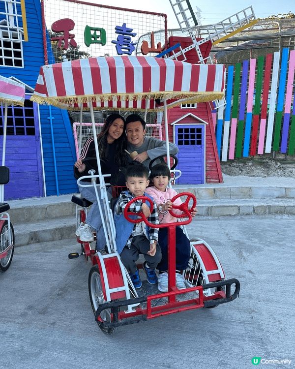 一家到禾田喜山農莊遊玩，場內有不少遊玩設施適合小孩。有家庭車...