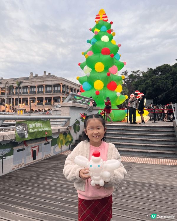 每次放假/每逢節日都會帶女兒周圍遊走不同的景點，希望把她的成...