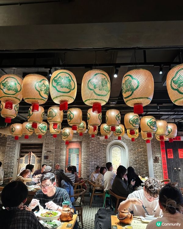 廣州人氣排長龍店米芝蓮大鴿飯