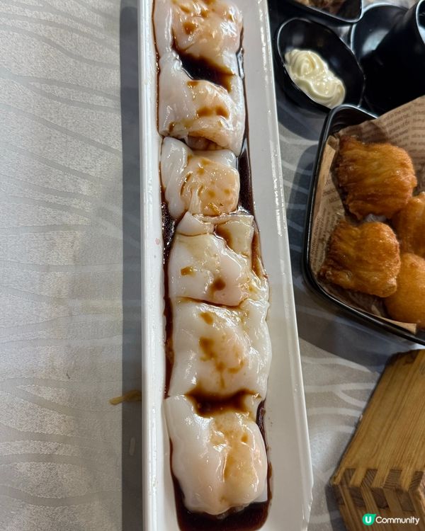 新年約朋友飲茶，聚會傾吓偈，派吓利是