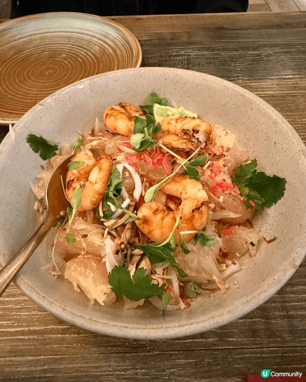 特色越南菜，豬頸肉好好食，臘味雞肉飯好有特色，但軟糯可口。前...