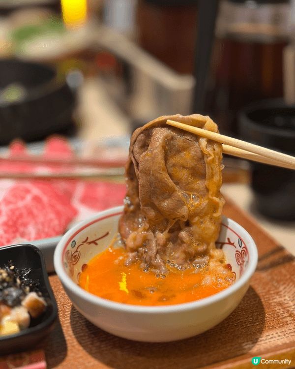 尖沙咀「壽喜・關西」係香港人最喜愛嘅關西風格壽喜燒，餐廳樓底...