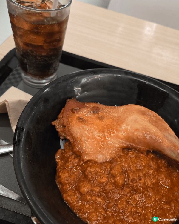 😋 美心mx的免治牛肉雞脾飯真的令人回味無窮，每一口都充滿了...