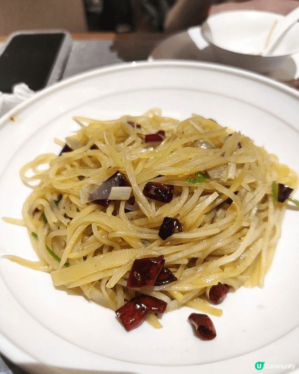 啱啱喺青岛顺興楼食完出嚟，真係要同大家分享下！间铺环境几干净...