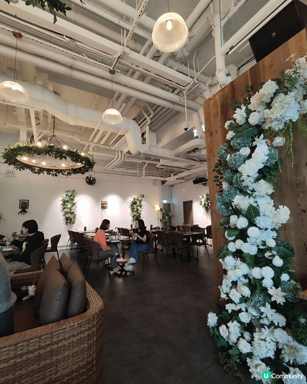 喺觀塘嘅GAVI，真係一間西餐廳界嘅世外桃源！🍽️ 室內環境...