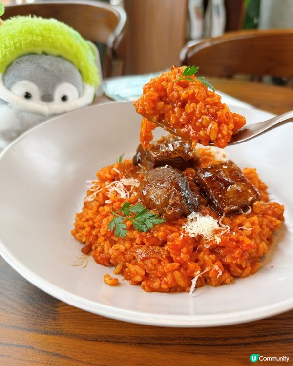 甜品cafe初體驗😍🍰💕 ｜ 杜拜朱古力梳乎厘絕了！💖🍫😋