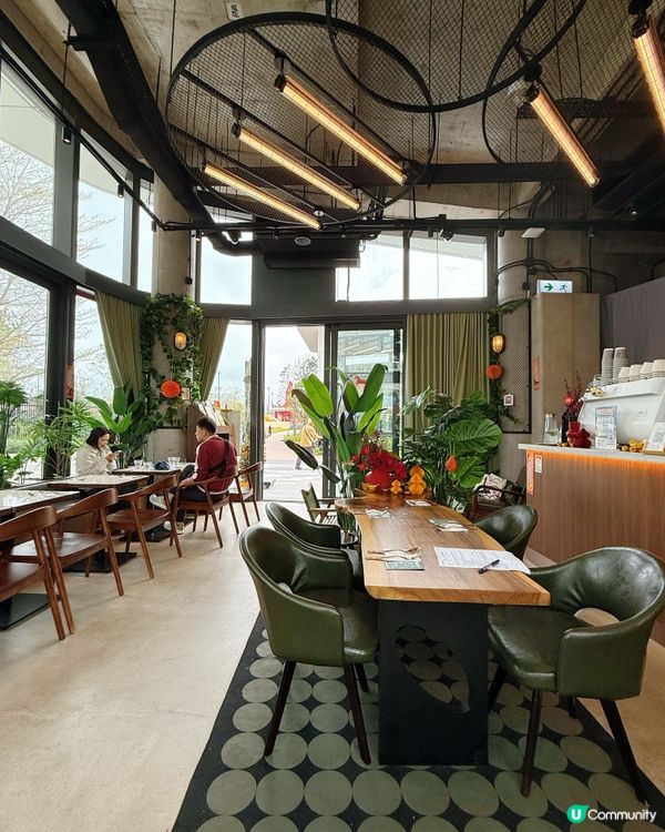 甜品cafe初體驗😍🍰💕 ｜ 杜拜朱古力梳乎厘絕了！💖🍫😋