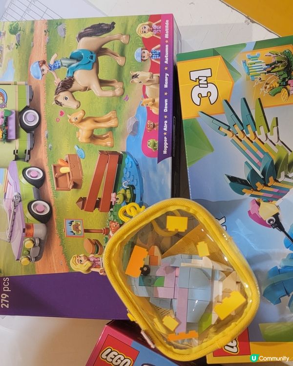 全港首個LEGO動物萌友互動專
區 ! 免費認養寵物