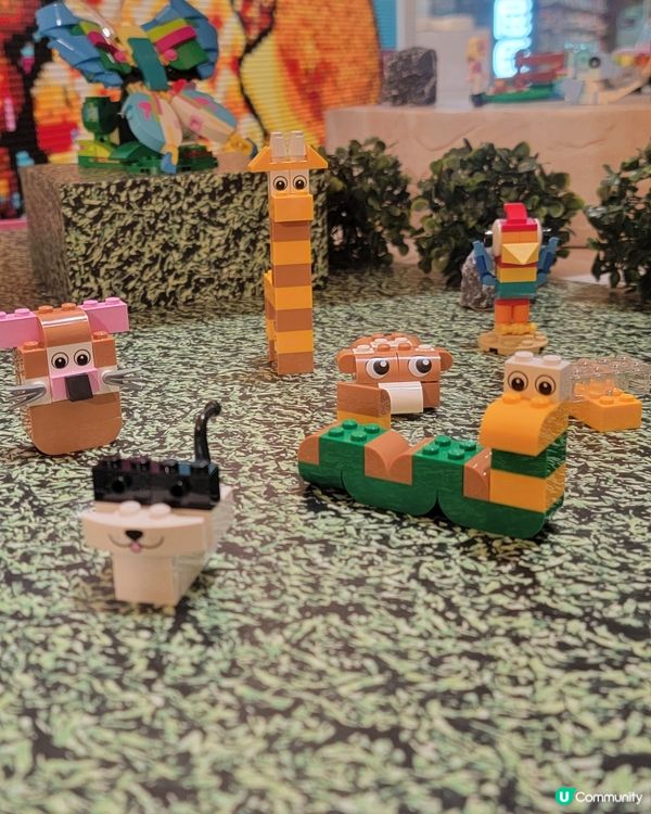 全港首個LEGO動物萌友互動專
區 ! 免費認養寵物