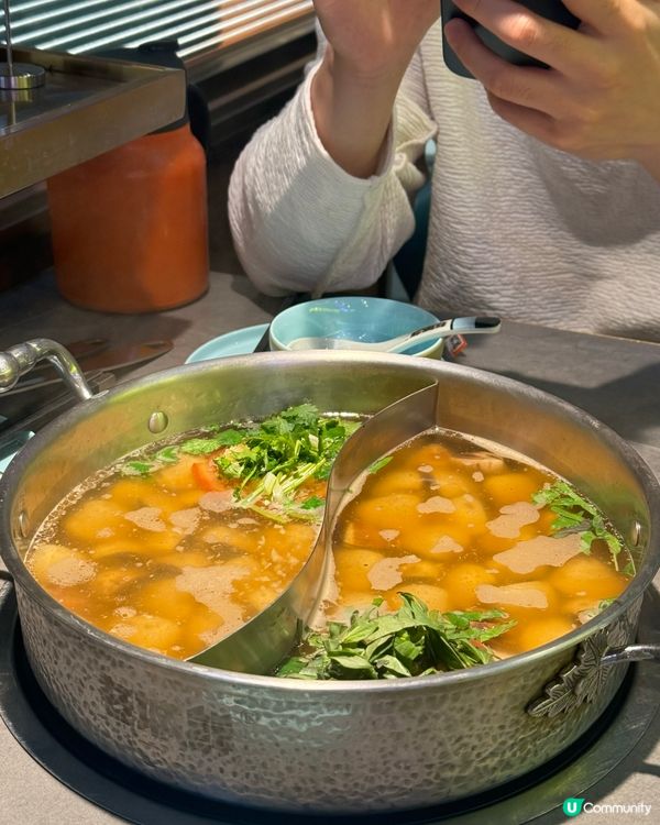 「湯底很鮮，貝貝也是鮮甜無沙🤤」