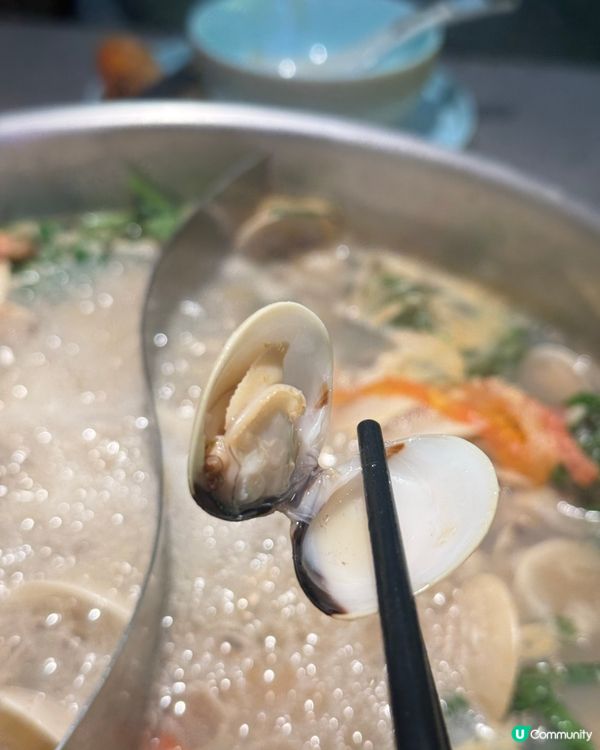 「湯底很鮮，貝貝也是鮮甜無沙🤤」