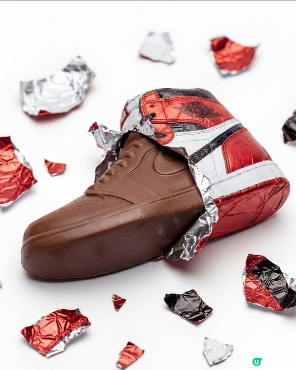 👟🍫 Nike x Kinder？