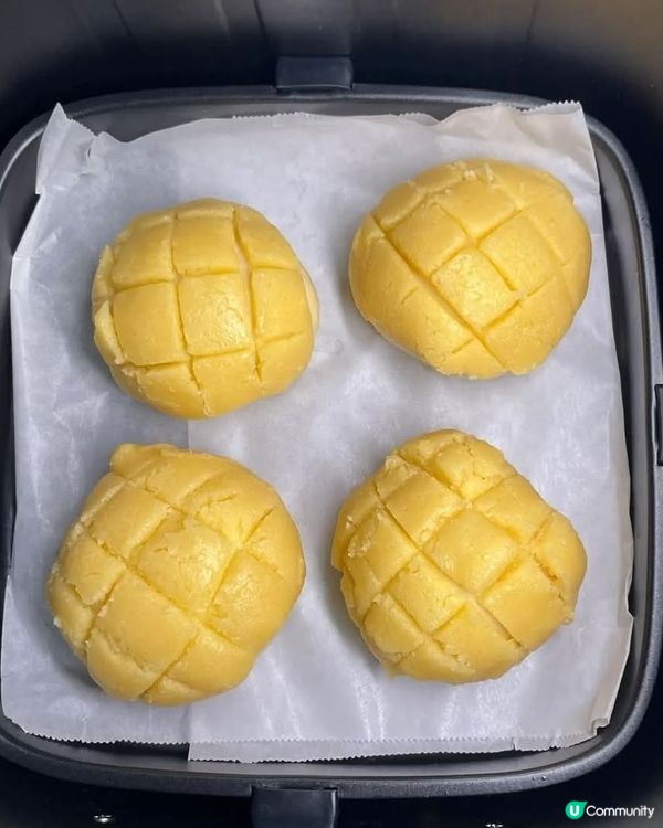 在家造菠蘿包，香到鄰居都聞到！🍞🍍🏠