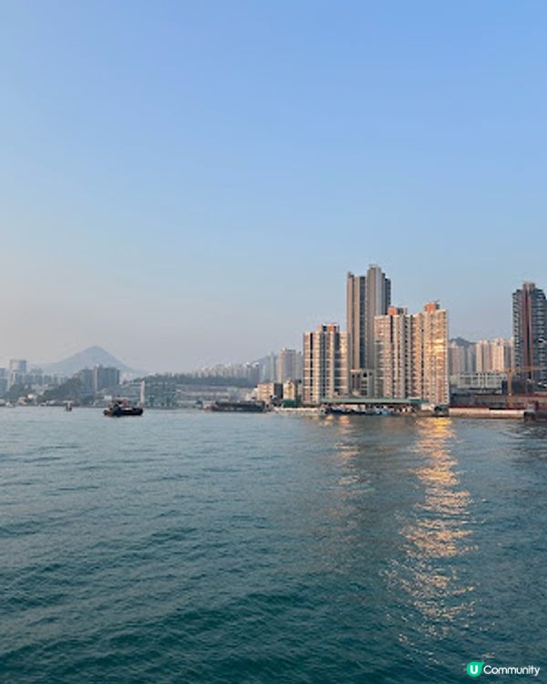 【香港四圍遊】搭乘渡輪♥ 觀日落 ♥ 賞海景