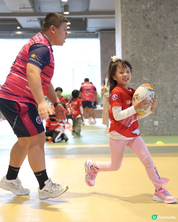 小型非撞式欖球班🏈場地唔使日曬雨淋！專業教練指導！