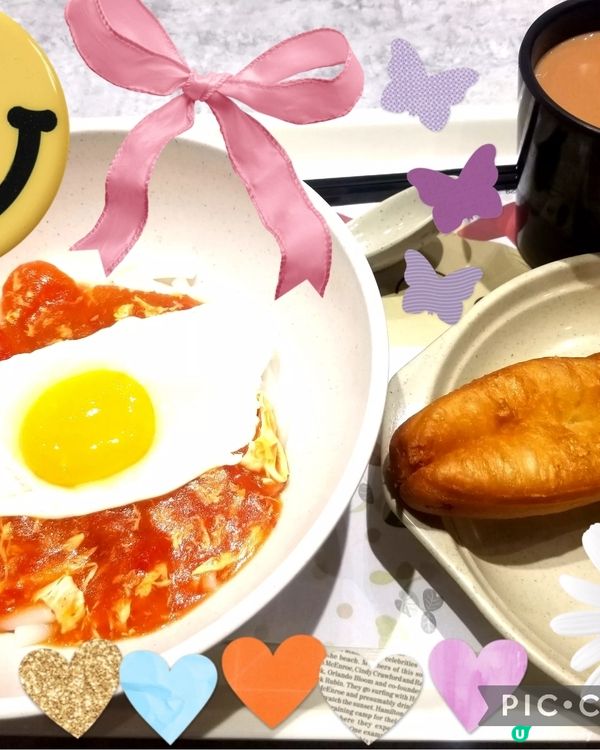 南記粉麵「襟撈早餐」撈蕃茄煎太陽蛋通心粉配鴛鴦♡u♡