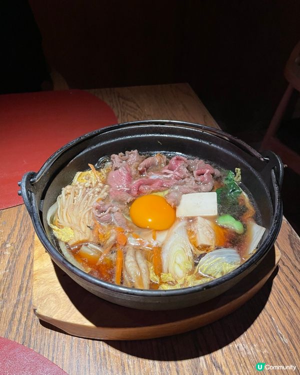 現場伴奏，氣氛熾熱的居酒屋