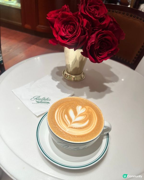 中環Ralph’s 咖啡心形拉花！$50有找歎玫瑰枱打卡🌹
