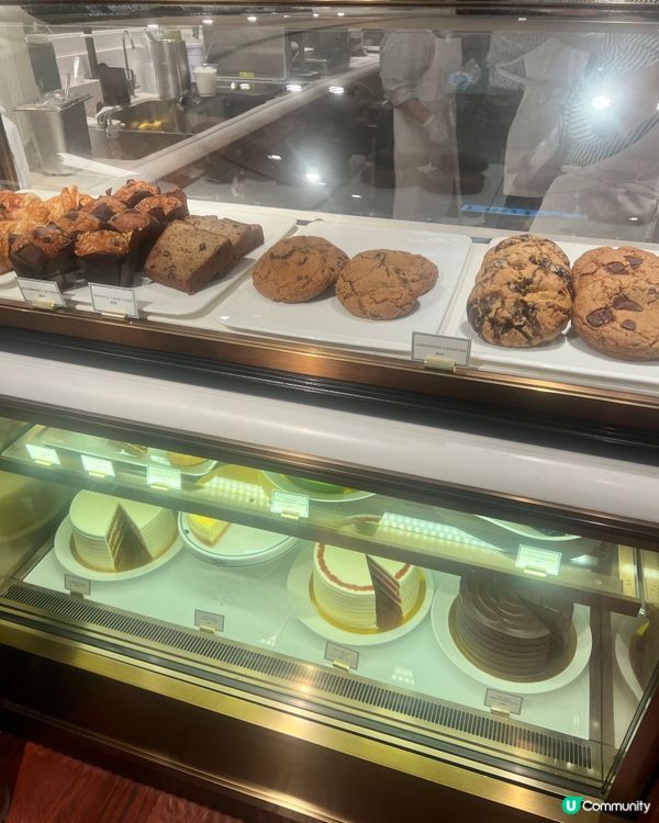 中環Ralph’s 咖啡心形拉花！$50有找歎玫瑰枱打卡🌹