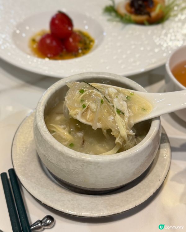 怪獸大廈對面搵食 🥢🤯