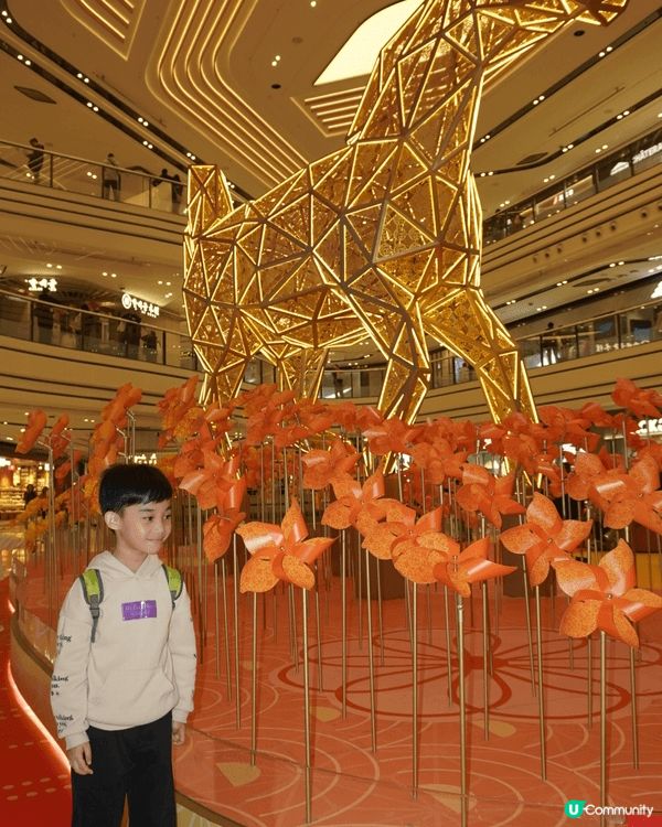 由1月20日至3月11日，以傳統車公廟風車文化為靈感，變身超...