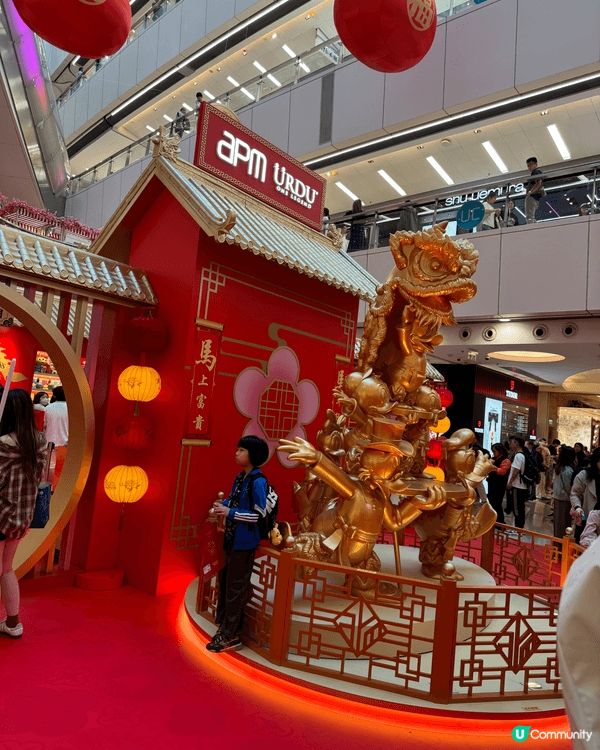 新年去Apm就岩晒，有米奇又有招財黃金屋夠晒喜氣，仲有好多打...