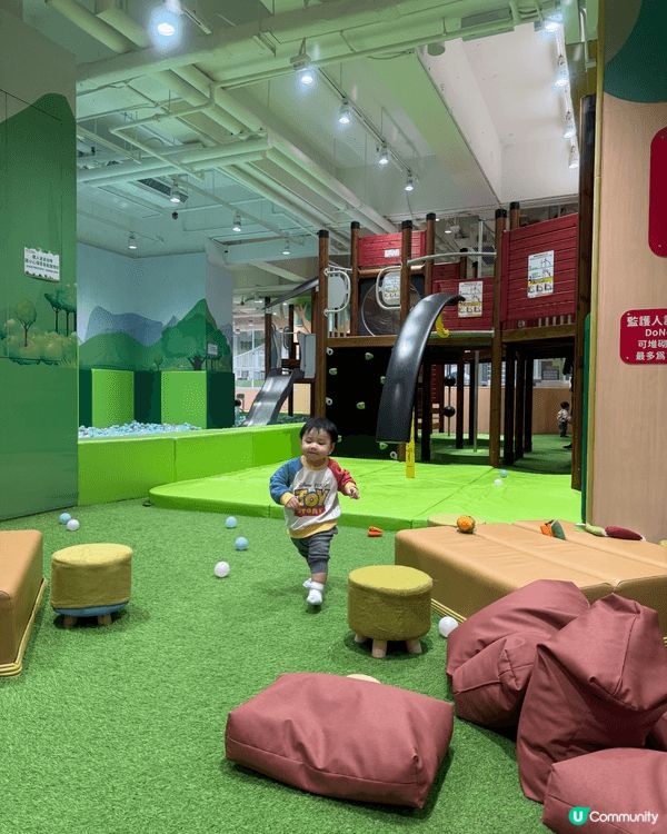 屯門Namco 4000尺室內遊樂場環境乾淨又大，分咗好多個...