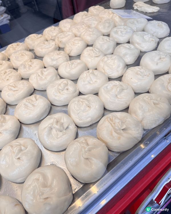 深圳南山海岸城是由購物中心、寫字樓和深圳灣大街步行街組成。作...