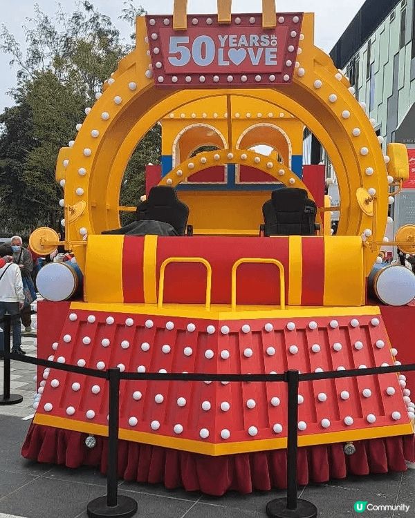 花車巡遊之後放在啓德展示我很欣賞因為可以任意打卡特別是這幾個...