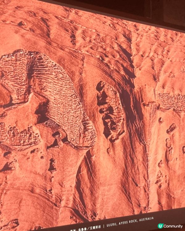 中環蘇富比以及大館的藝術作品很精彩，有攝影師拍攝世界各地的景...