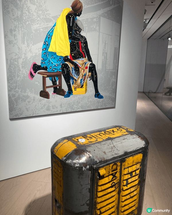 中環蘇富比以及大館的藝術作品很精彩，有攝影師拍攝世界各地的景...