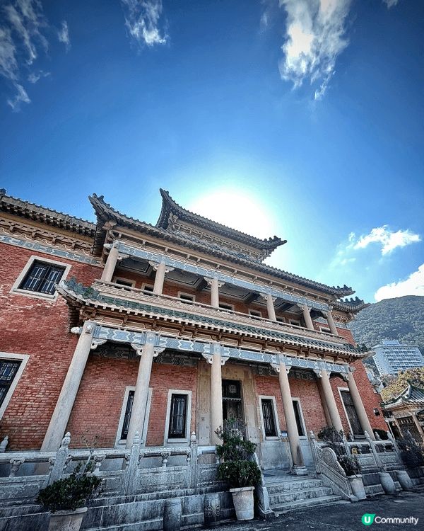 最近去了一級歷史建築的景賢里。這個跨世紀的豪華大宅，裏面充滿...