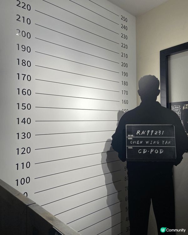 油麻地警署嘅光影子女都幾好打卡