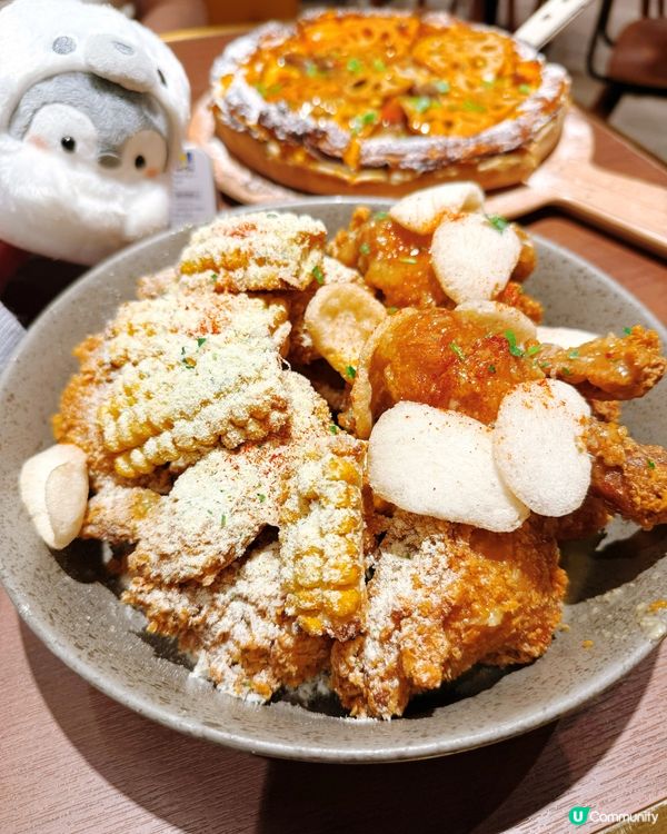 銅鑼灣時代廣場新開的 Pizza Maru 氣氛比想像中輕鬆...