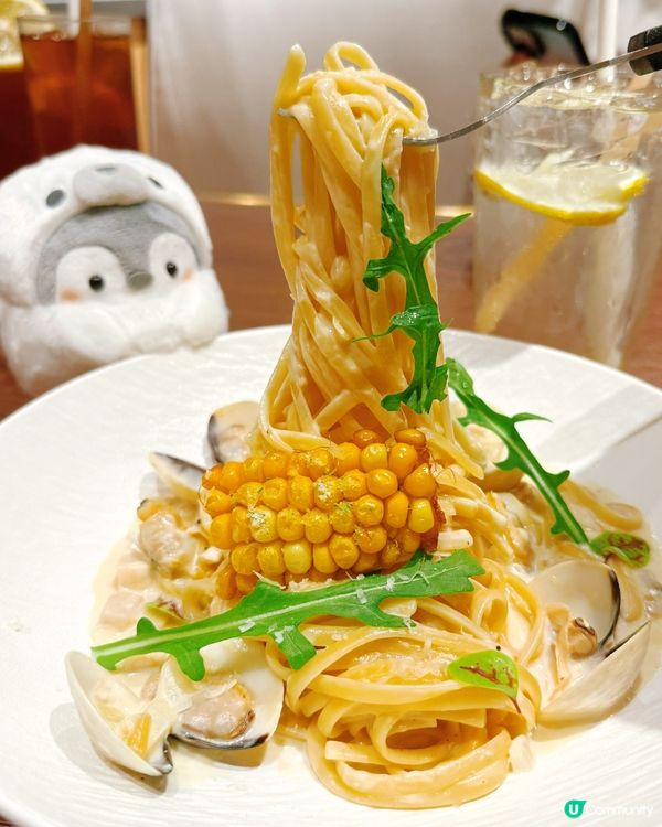 銅鑼灣時代廣場新開的 Pizza Maru 氣氛比想像中輕鬆...