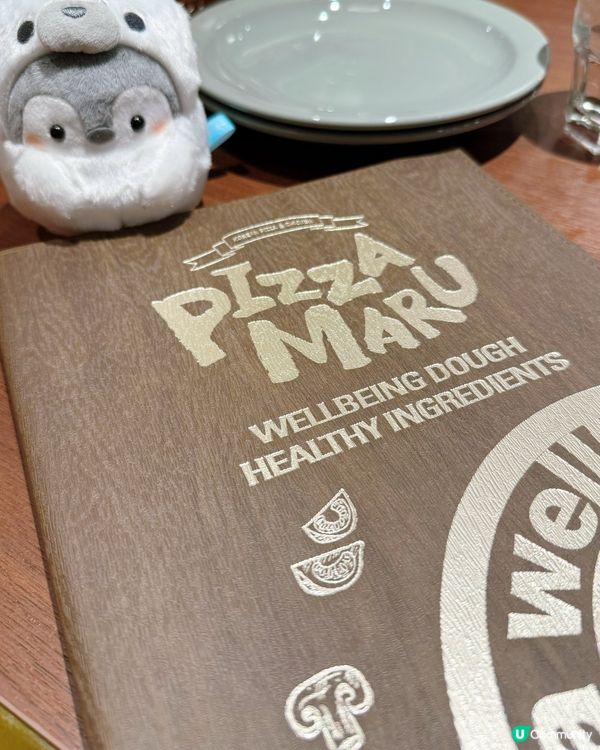 銅鑼灣時代廣場新開的 Pizza Maru 氣氛比想像中輕鬆...