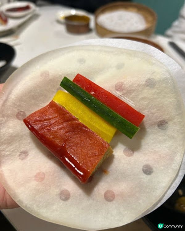 精緻新派素食💕羊腩煲。片皮鴨。三文魚拼盤