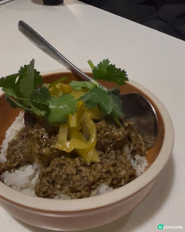 精緻新派素食💕羊腩煲。片皮鴨。三文魚拼盤