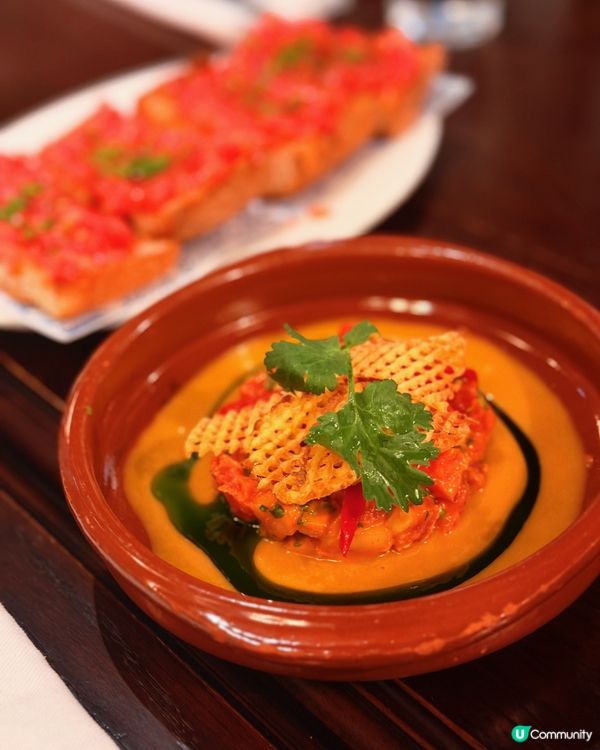 銅鑼灣隱世西班牙菜❗️超脆皮金黃乳豬🌟