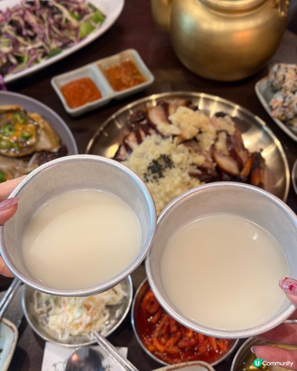 豬腳小姐來港！😍🥢