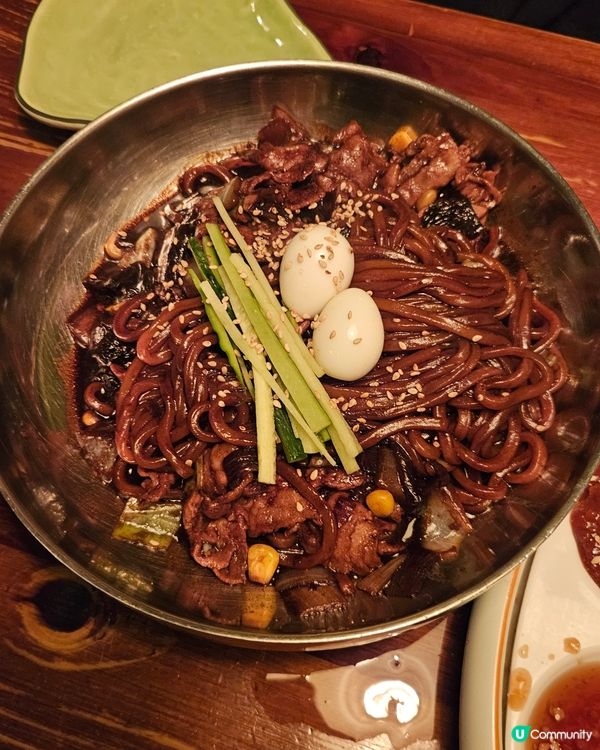 大大份的韓國菜😋😋