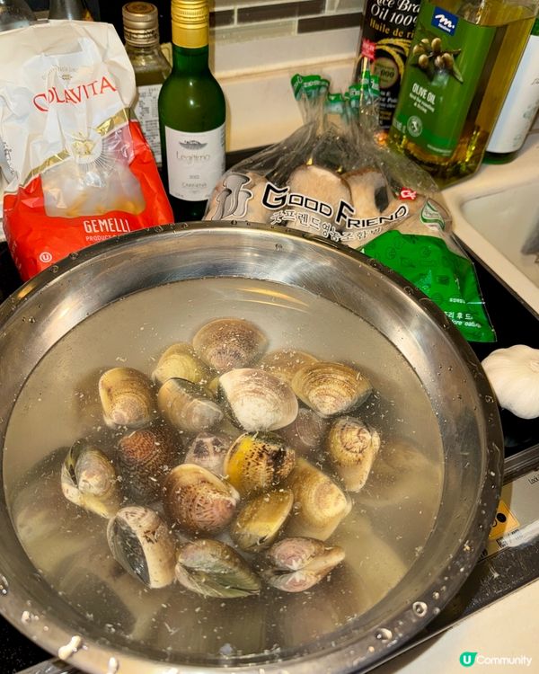 30分鐘料理《白酒煮蜆杏鮑菇意粉》✨