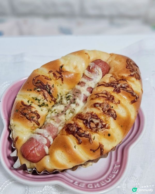 喺佐敦教完普拉堤班，順便買定第二日麵包囝囝囡做早餐。見到喺白...