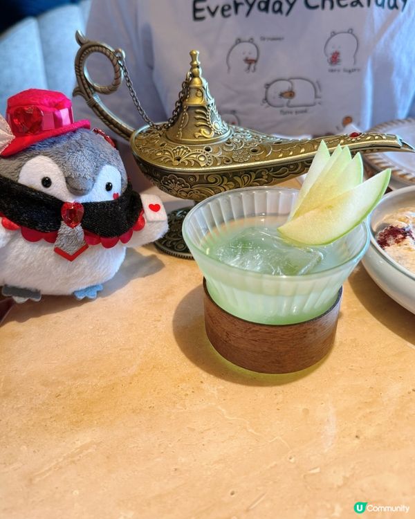 走進 Bushra,第一個感覺是節奏很舒服:燈光偏暖､香料味...