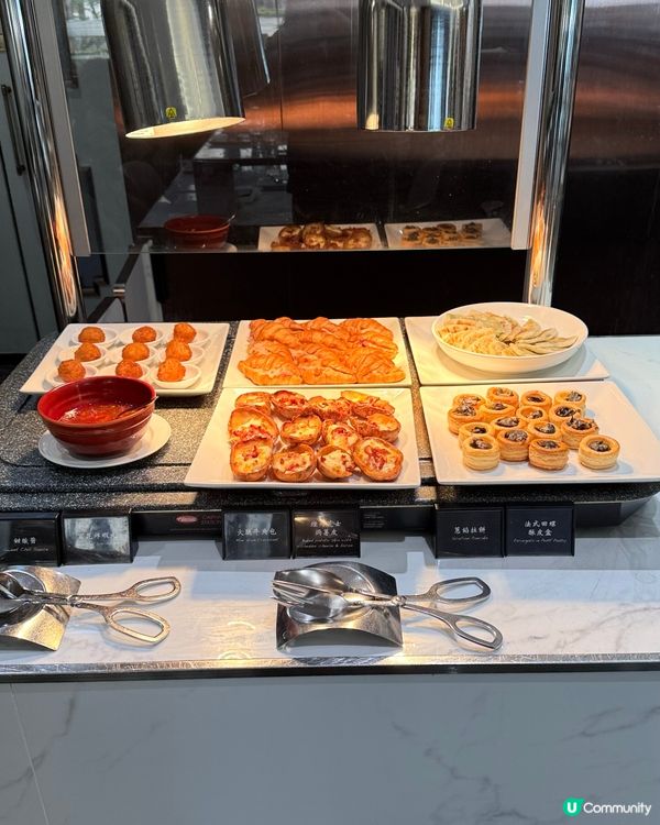 「甜品花園🌳 四小時吃到飽！🌸🌺」