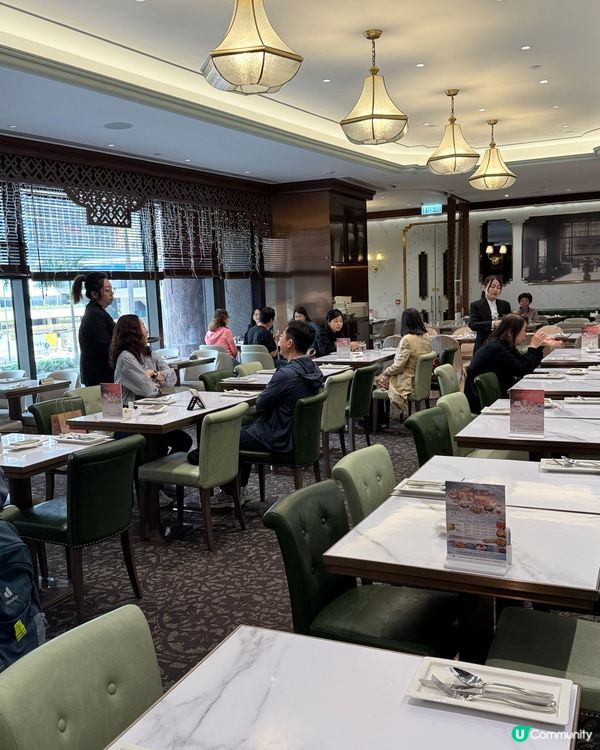 「甜品花園🌳 四小時吃到飽！🌸🌺」